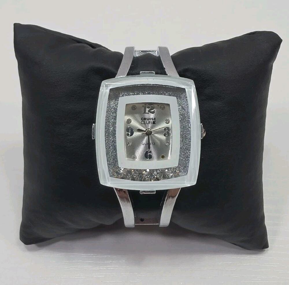 Womens Cruise Club Floating Rhinestones Hinged Cuff Wrist Watch New Battery W191